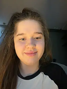 HornyGirlH fuck and facial - 07/12/2025