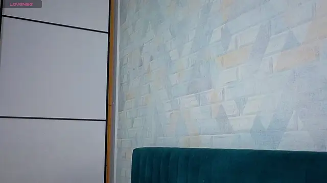 KateBleare solo masturbation