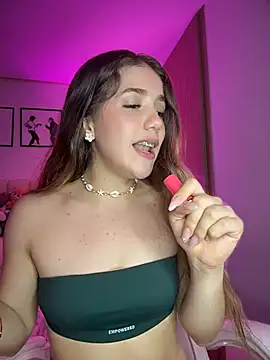 ShelbyHagen with friend - 11/26/2023