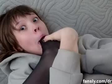 _demi_dee_ dildo camshow