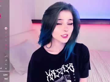 Alicentity solo masturbation