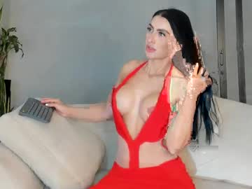 Ameliajones_1 with friend - 17 November 2023