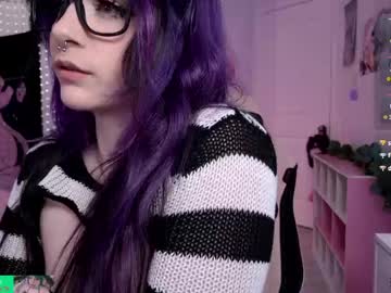 Crimsonkitten toy fun