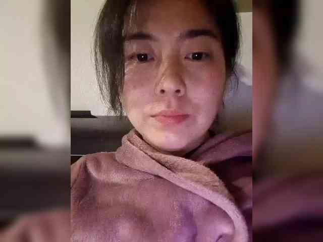 Dasha922 self squirt