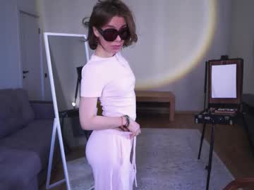 Elannand self squirt show