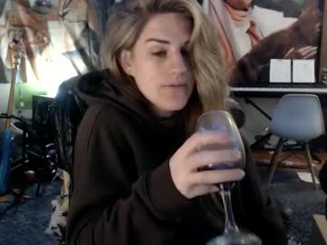 Katiecutie_5 camshow camshow - 11-08-2023