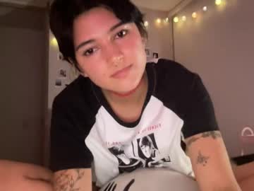 Kittenmoon_ lesbian