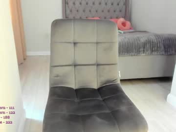 Lovehearts_girl oiled camshow - 2023/07/29