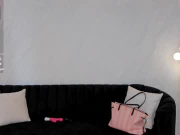 Meganscottx oiled show - 2023/07/19