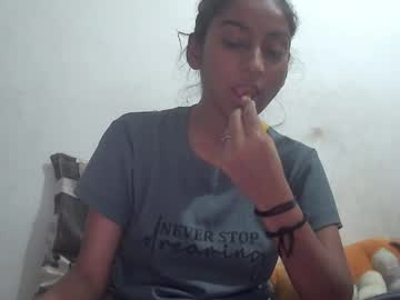 The_right_girl squirt camshow - 30-11-2023