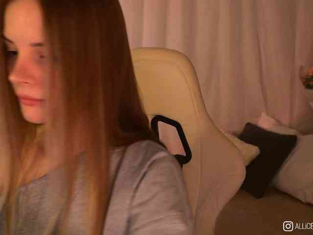 1-Babyfox deepthroat show