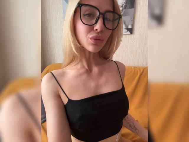 Baby-Mariposa lesbian show - 02-06-2023