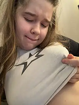 HornyGirlH  - 14.07.2023