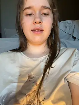 HornyGirlH