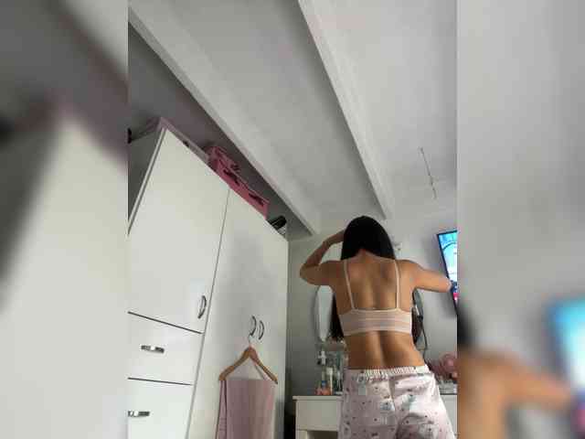 SallyeLeins tits and ass