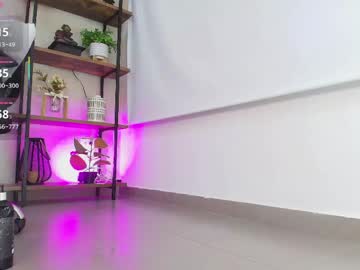 _sassy_girl ass play show - 28/10/2023