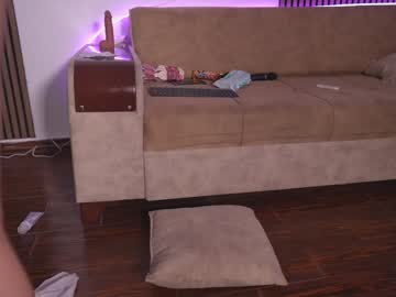 Annemanifique deepthroat show - 2023.10.13