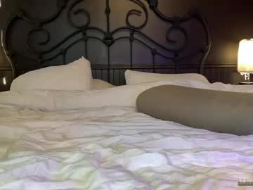 Autumncabinfever tits and ass - 07-26-2023