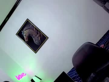 Daretolovemexx threesome show