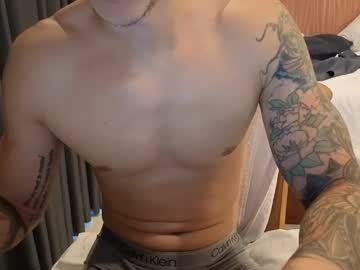 Dirtyprettyboi naked camshow
