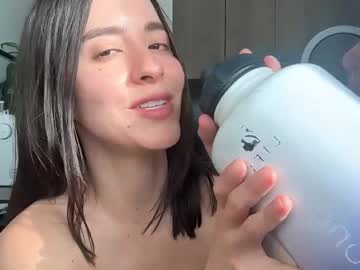 Emyii oiled camshow - 15 September 2023