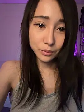 Ericiii ass play show - 04-10-2025