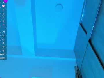 Laura_hills18 with friend - 12/05/2023