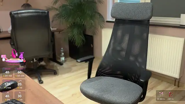 LegsLONG fuck missionary - 11 February 2024