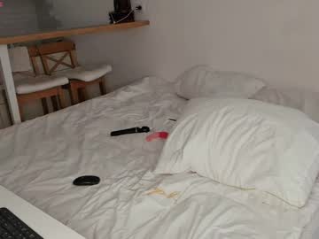 Lili_and_niki deepthroat show