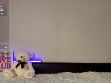 Lucykillay lesbian show