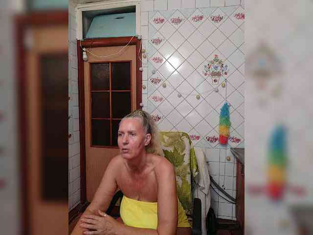 Lyukaya dildo camshow