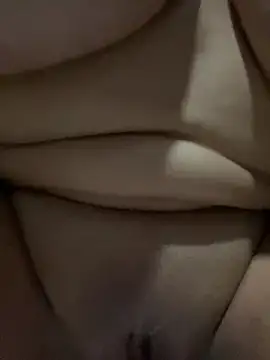 Milly_cruz ass play camshow