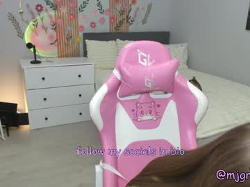 Mjgreencat couple show show