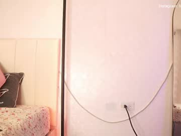 Monicaflower ass play camshow