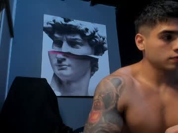 Nicolasmuscle threesome camshow - 2023.11.07