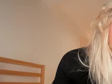 Ocicat dildo show - 2023-12-17