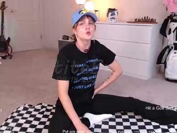 Petitebrat deepthroat