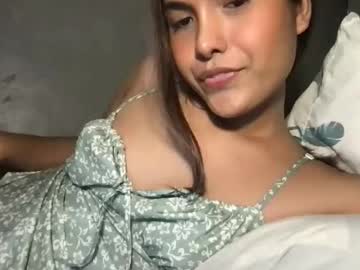 Pinky_skylar threesome