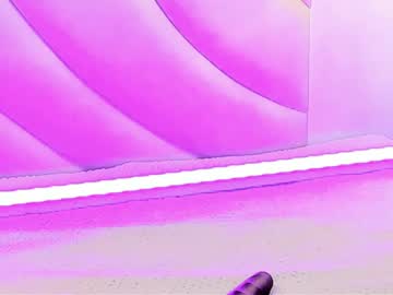 Siara_lewis_ doggy and facial camshow