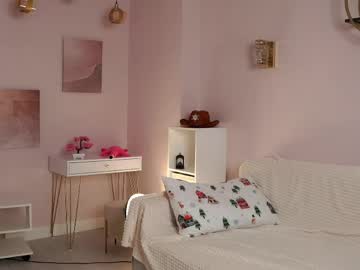 Sunnmoonn pussy play