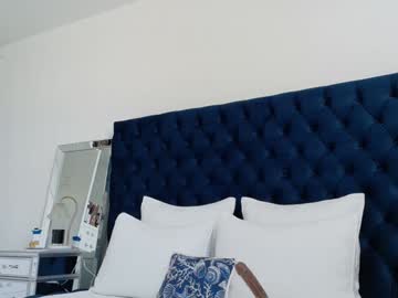 Theislandgirl ass play