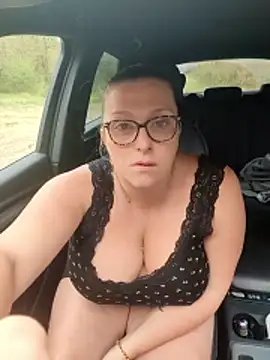 Winniess40 deepthroat show - 11-23-2023