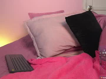 Yahaira_26 lesbian - 05 April 2023