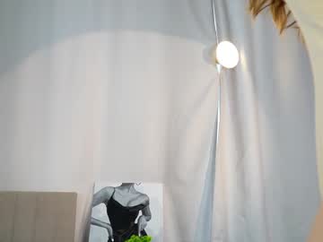 Yeepshyy private camshow